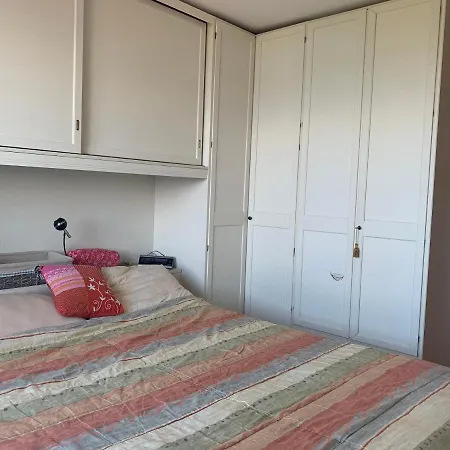 Appartement The Sea View Retreat One-bedroom Sak2 *